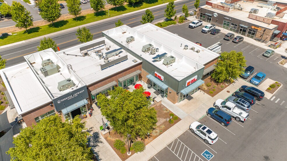 More Photos Of 1500 NE Cushing Dr, Bend Restaurant For Lease