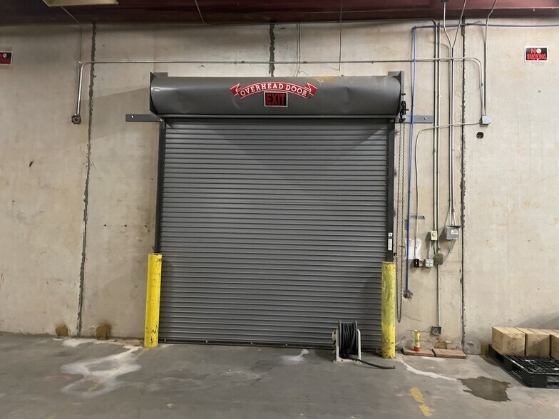 More Photos Of 2001 E Pass Rd, Gulfport Freestanding For Sale