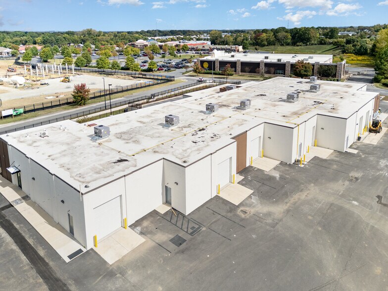 More Photos Of 2150 Cherry Rd, Rock Hill Flex For Lease