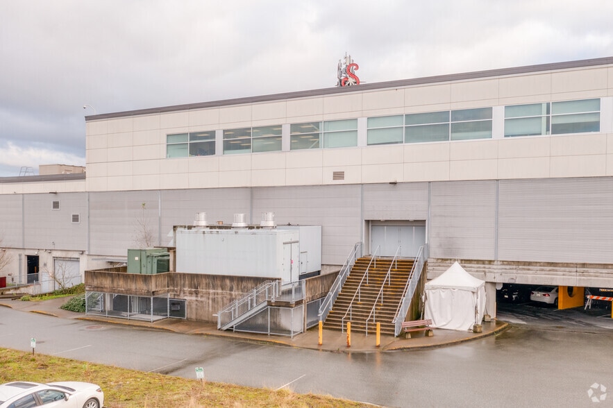 More Photos Of 350 Gifford St, New Westminster Casino For Lease