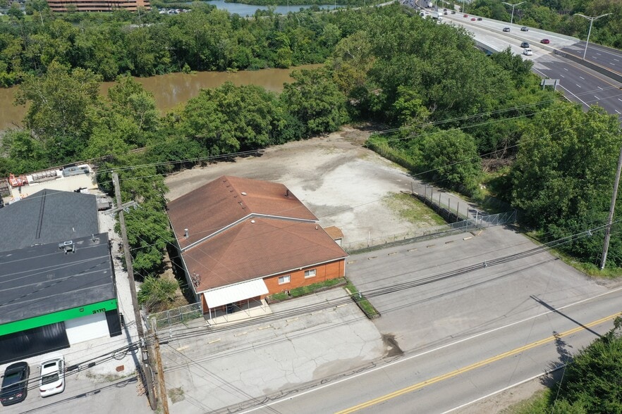 More Photos Of 2162 McKinley Ave, Columbus Warehouse For Sale