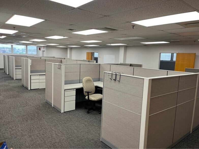 More Photos Of 446-450 Union Blvd, Allentown Medical For Lease