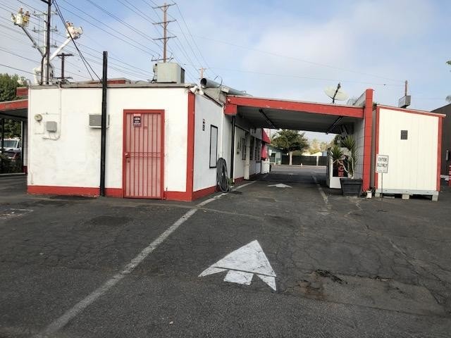 More Photos Of 4420 W Magnolia Blvd, Burbank Convenience Store For Lease