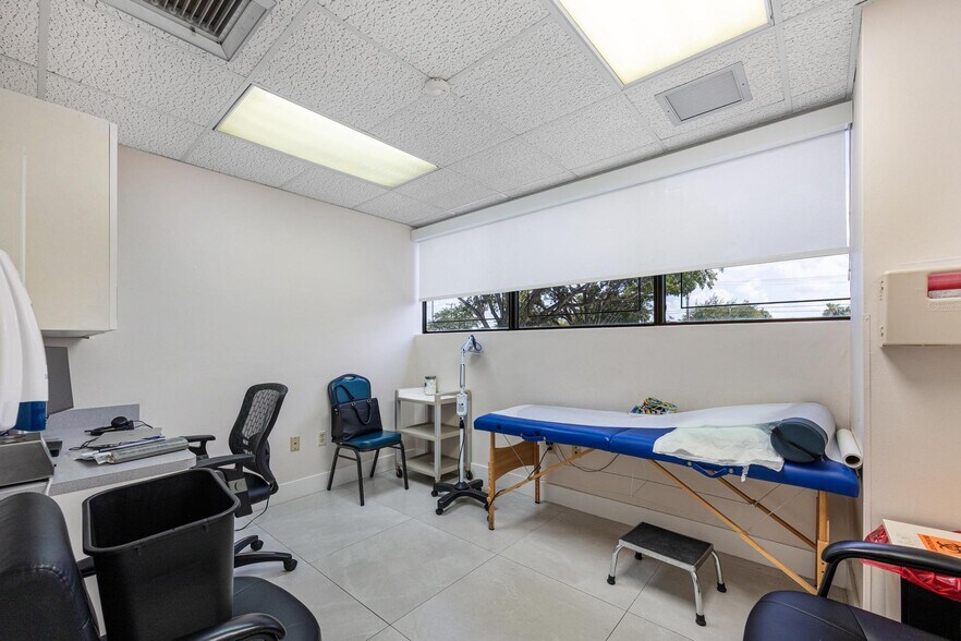 More Photos Of 151 NW 11th St, Homestead Medical For Sale