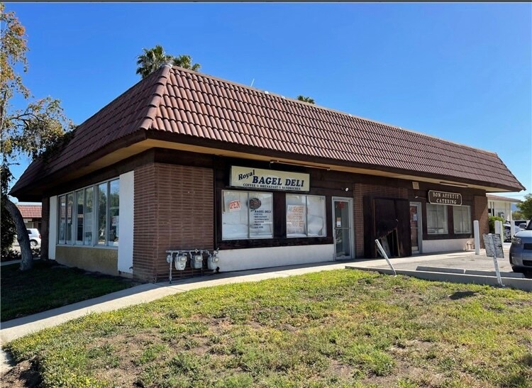 More Photos Of 2503-2539 Royal Ave, Simi Valley Unknown For Lease