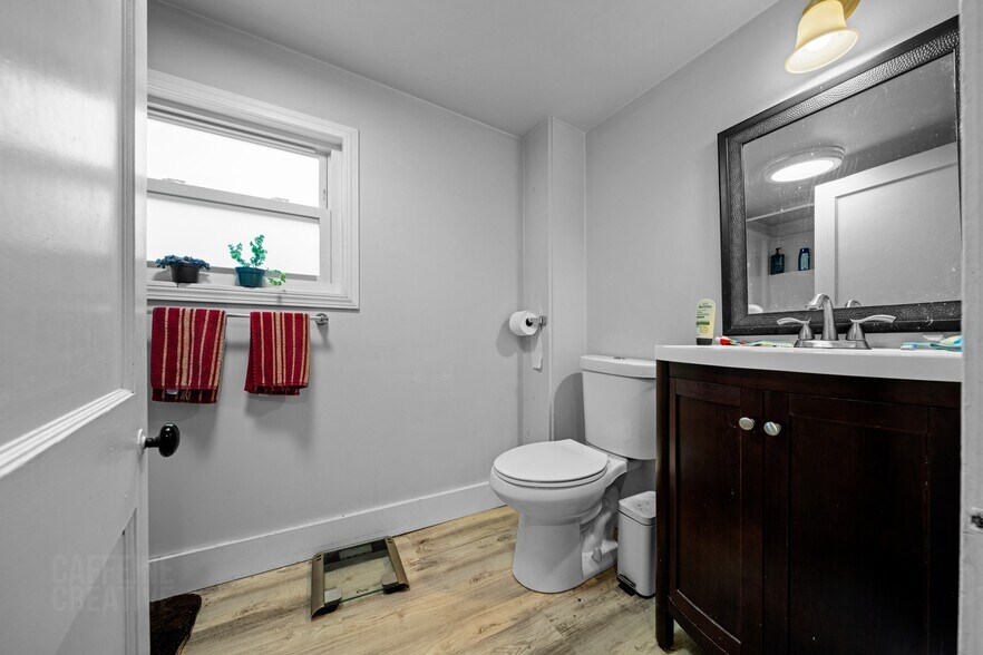 More Photos Of 15 South St, Freeport Apartments For Sale