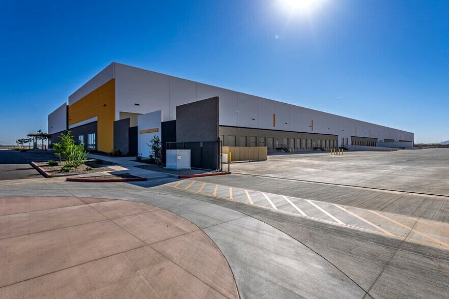 More Photos Of SEC Ellsworth Road & Pecos Rd, Mesa Warehouse For Lease