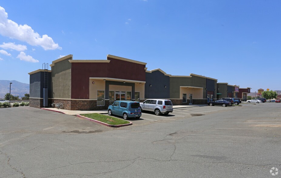 More Photos Of 3720 Sierra Hwy, Acton Freestanding For Lease