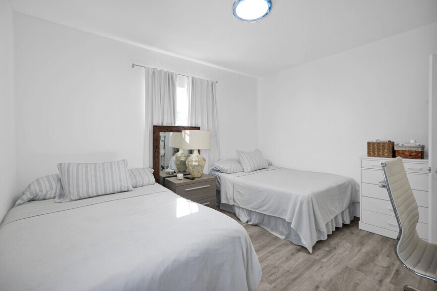 More Photos Of 3711 SW 27th Ter, Miami Specialty For Sale