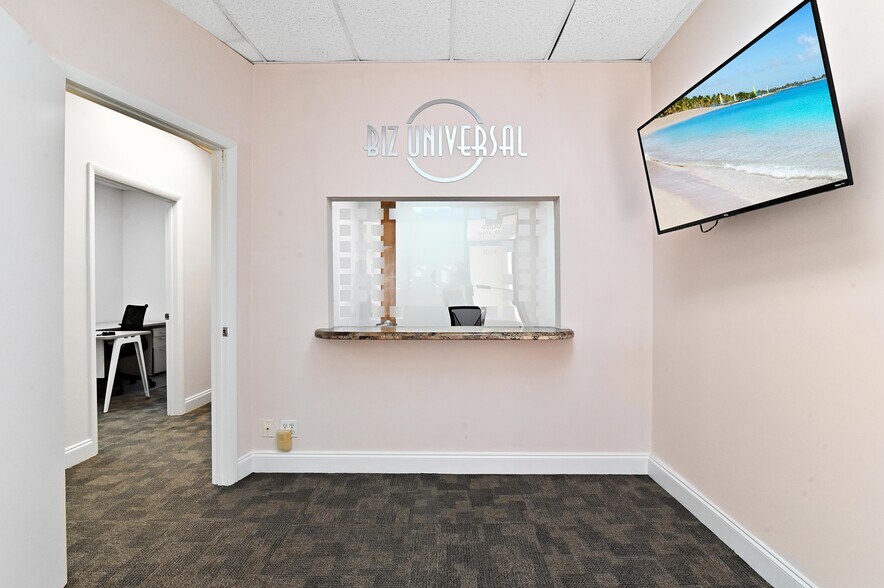 More Photos Of 4800 N State Road 7, Fort Lauderdale Medical For Sale