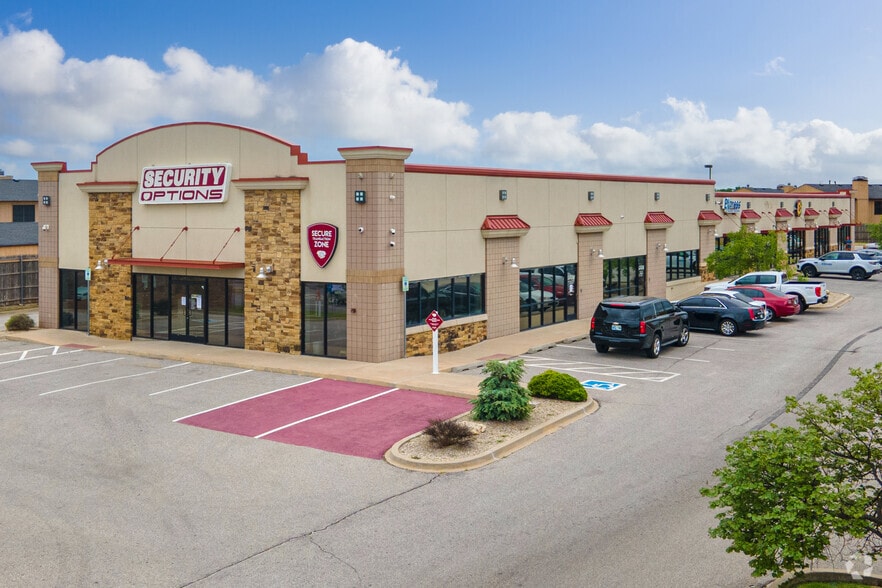 Primary Photo Of 804 W I 240 Service Rd, Oklahoma City General Retail For Lease