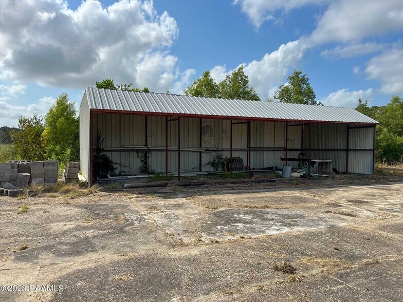 More Photos Of 1112 W 90 Hwy, New Iberia Industrial For Sale