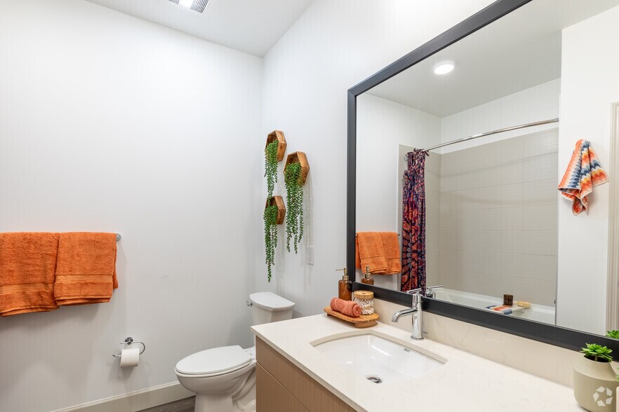 More Photos Of 630-673 Chapel St, New Haven Apartments For Lease