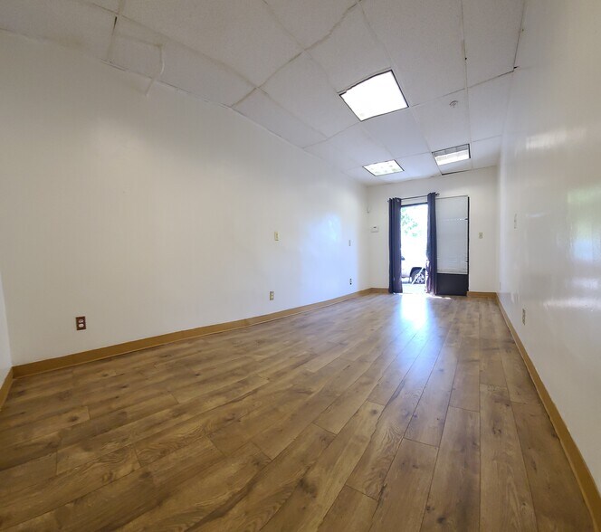 More Photos Of 1226-1228 7th Ave, Oakland Apartments For Lease