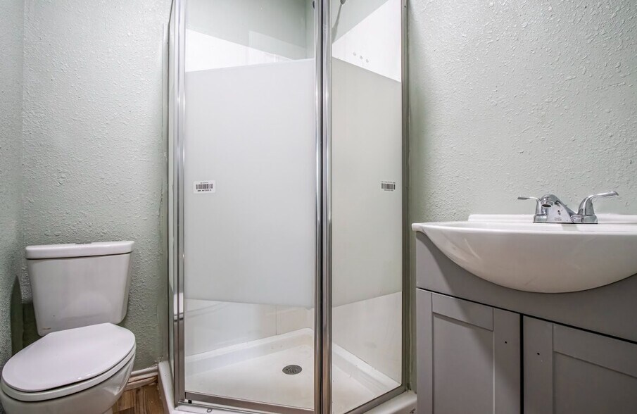 More Photos Of 229 Bishop, Livingston Apartments For Sale