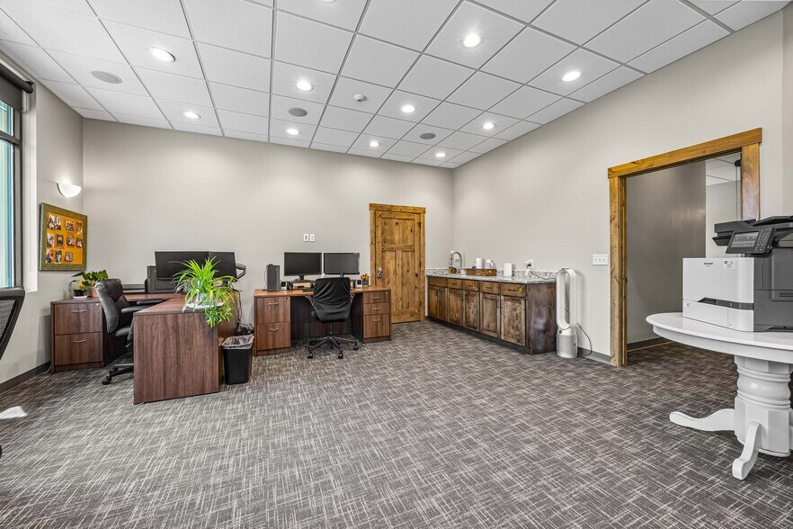 More Photos Of 425 N 5th W, Missoula Freestanding For Lease