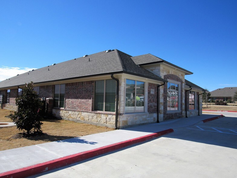 More Photos Of 8951 Collin McKinney Pky, McKinney Medical For Lease