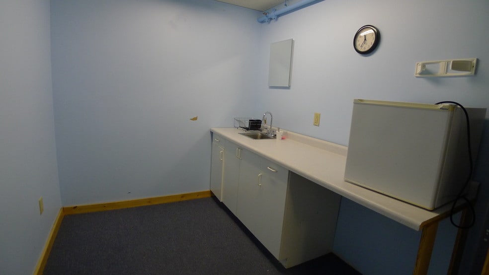 More Photos Of 4020 Minnehaha Ave, Minneapolis Office For Lease