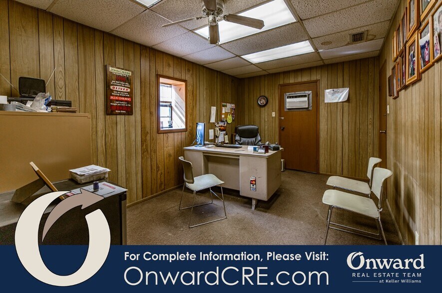 More Photos Of 404 E Texas Ave, Mart Flex For Sale