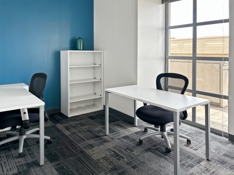 More Photos Of 200-228 Hamilton Ave, Palo Alto Coworking Space