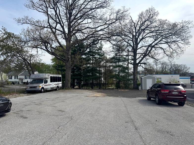 More Photos Of 5606 Talbott Pl, Woodlawn Storefront Retail Office For Sale