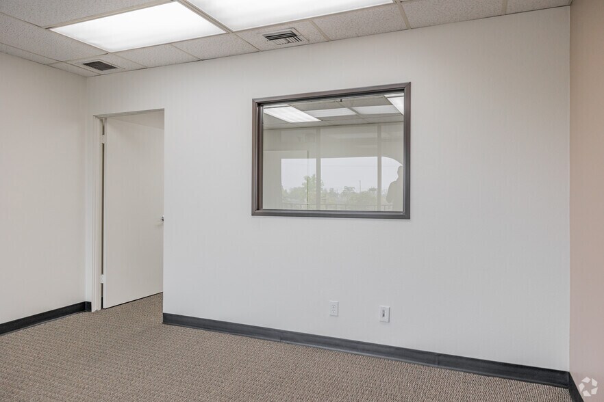 More Photos Of 438 E Katella Ave, Orange Office For Lease