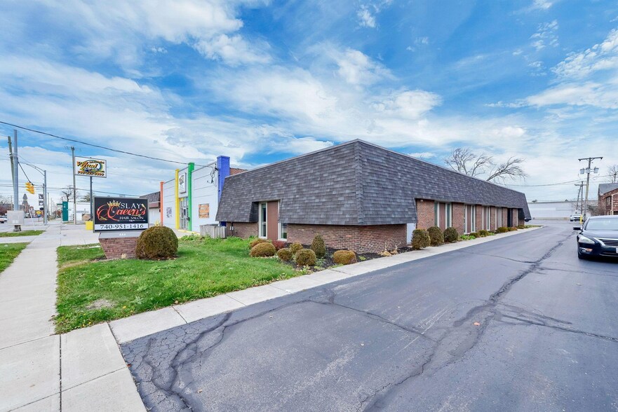 More Photos Of 444-454 E Center St, Marion Office For Sale