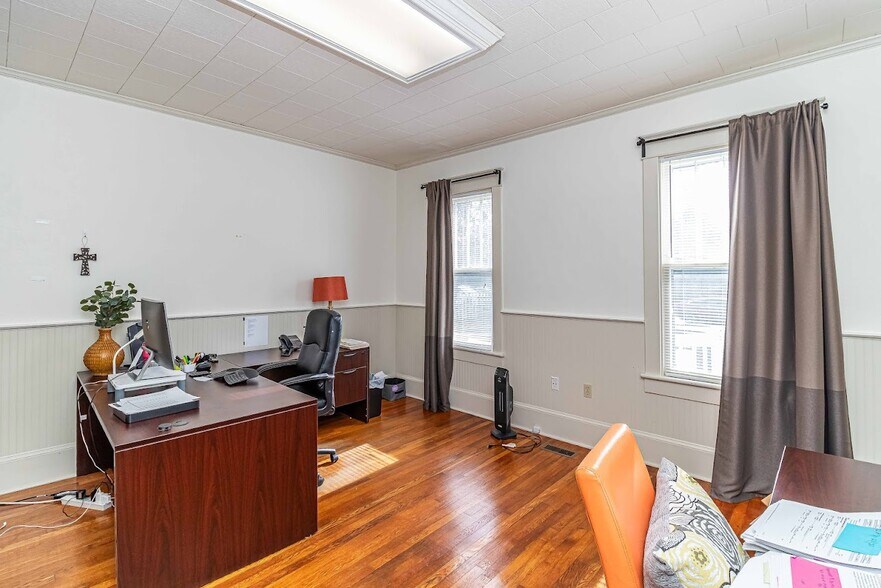 More Photos Of 1206 E Ash St, Goldsboro Loft Creative Space For Lease