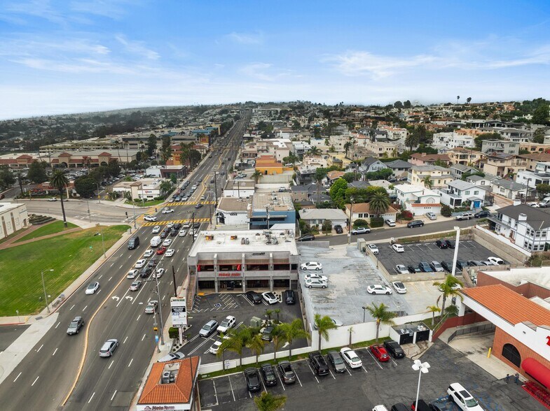 More Photos Of 1200 Pacific Coast Hwy, Hermosa Beach Unknown For Lease