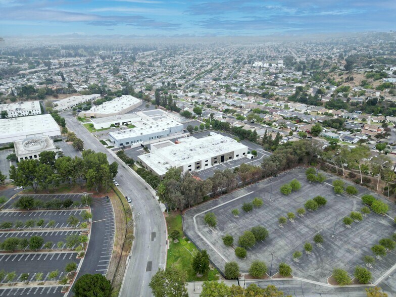 More Photos Of 2001 Saturn St, Monterey Park Light Distribution For Sale