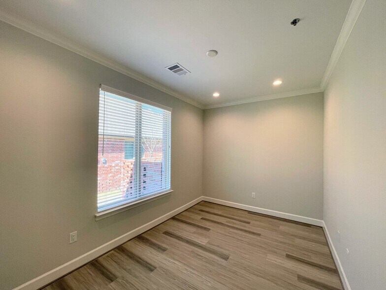 More Photos Of 400 Stonebrook Pky, Frisco Medical For Lease