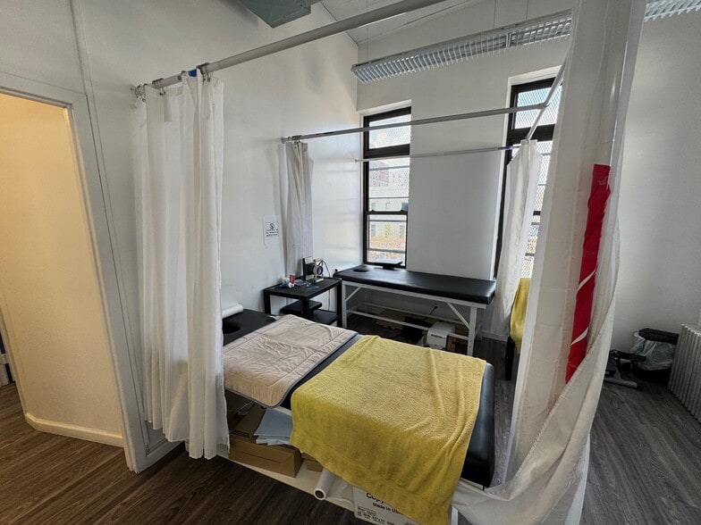 More Photos Of 100 Pennsylvania Ave, Brooklyn Loft Creative Space For Lease