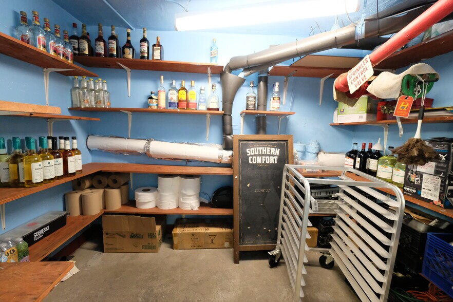 More Photos Of 358 W 23rd St, New York Multifamily For Sale