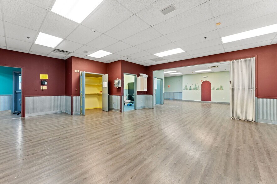 More Photos Of 7550 Shady Grove Rd, North Richland Hills Daycare Center For Sale