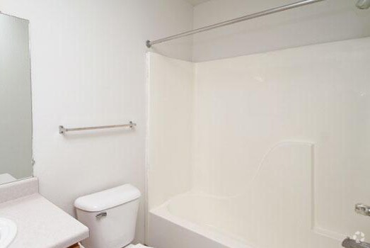 More Photos Of 6101-6103 Eagle Ridge Ln, Flint Apartments For Sale