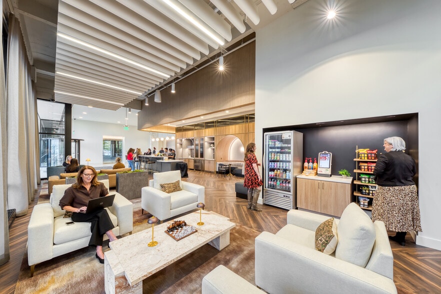 More Photos Of 3445 Peachtree Rd NE, Atlanta Office For Lease