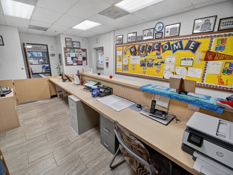 More Photos Of 2350-2400 S Central Ave, Compton Warehouse For Lease