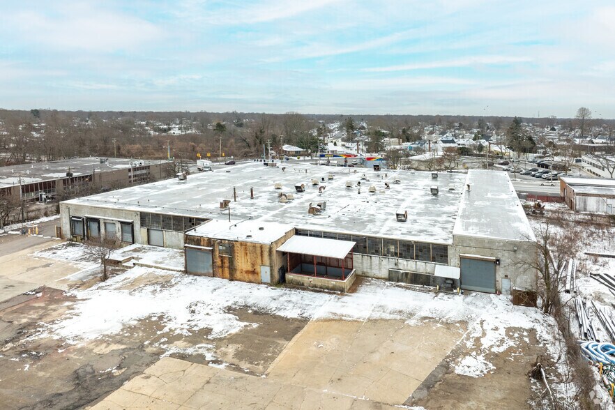 More Photos Of 365 Bayshore Rd, Deer Park Warehouse For Sale