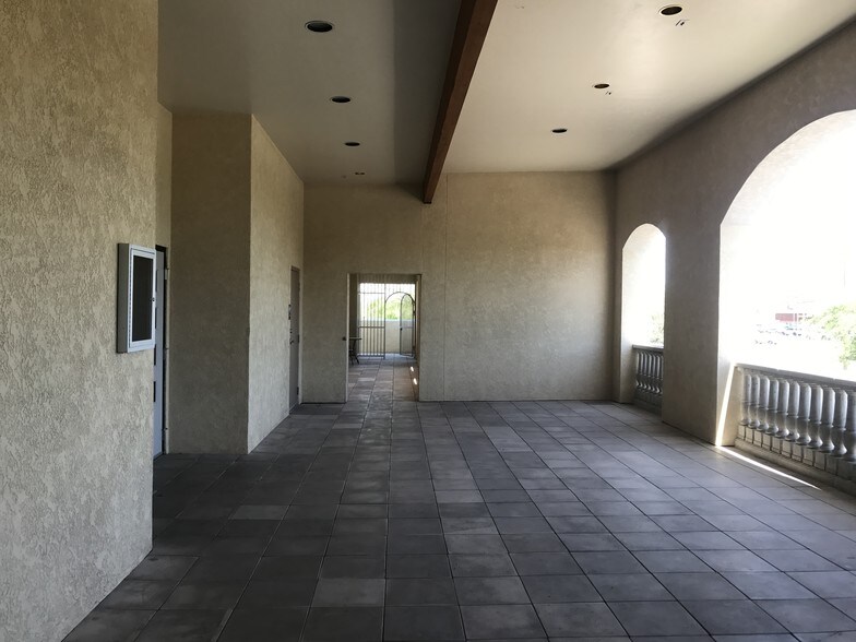 More Photos Of 1310 W St Marys Rd, Tucson Medical For Lease