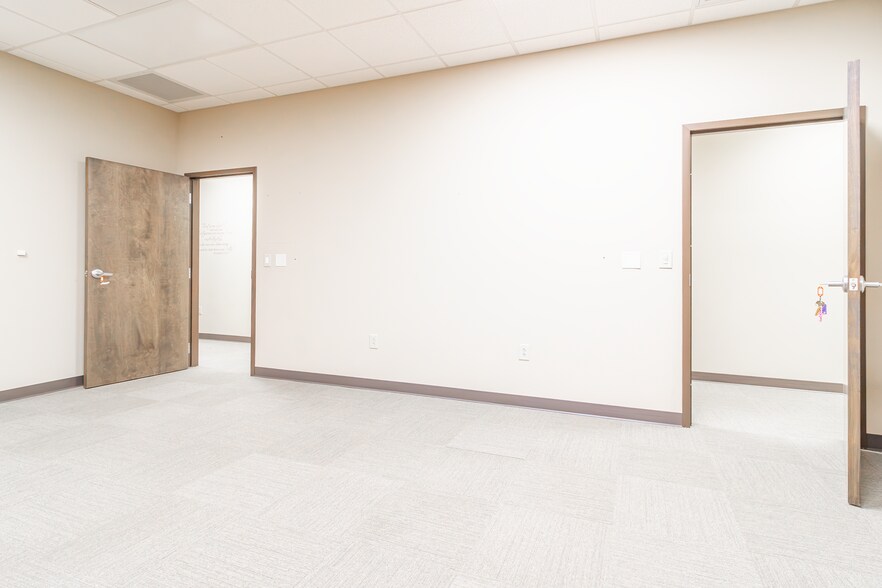 More Photos Of 310 New Fidelity Ct, Garner Medical For Lease