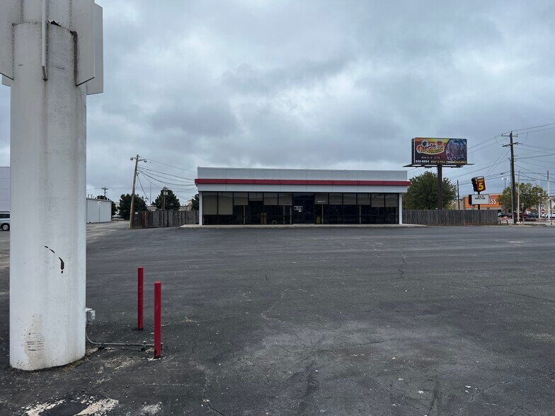 More Photos Of 4850 S 14th St, Abilene General Retail For Sale