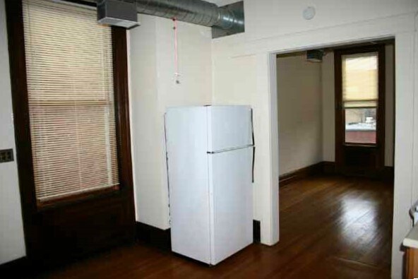 More Photos Of 25-27 N Washington St, Ypsilanti General Retail For Sale