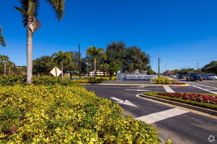 More Photos Of 3407 W Martin Luther King Blvd, Tampa Office For Lease