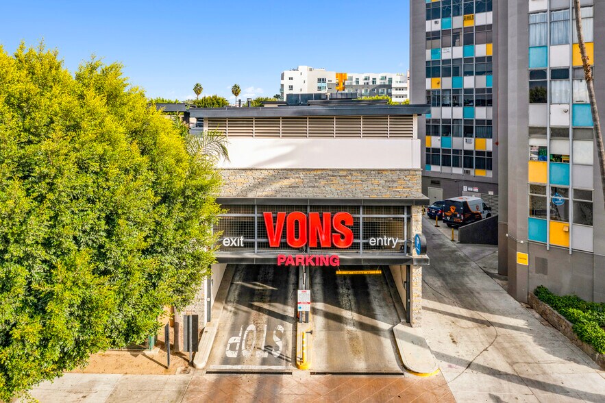 More Photos Of 600 E Broadway, Long Beach Supermarket For Sale