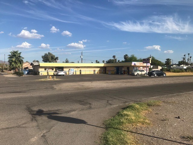 Primary Photo Of 2178 Riviera Blvd, Bullhead City Convenience Store For Sale