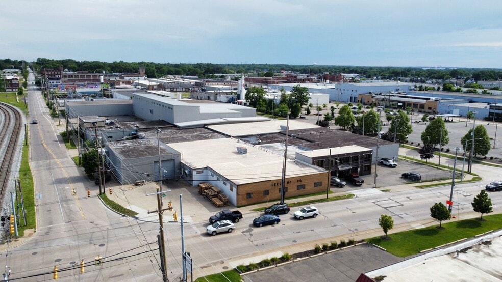 More Photos Of 210 Hall St SW, Grand Rapids Warehouse For Sale