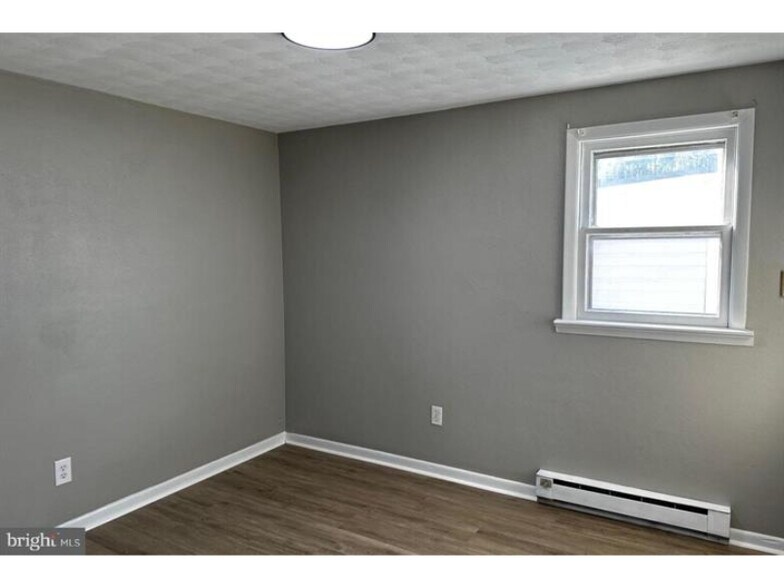 More Photos Of 326 Broadway, Red Lion Storefront Retail Residential For Sale