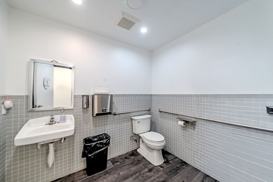 More Photos Of 5770 Anderson St, Vernon Manufacturing For Sale