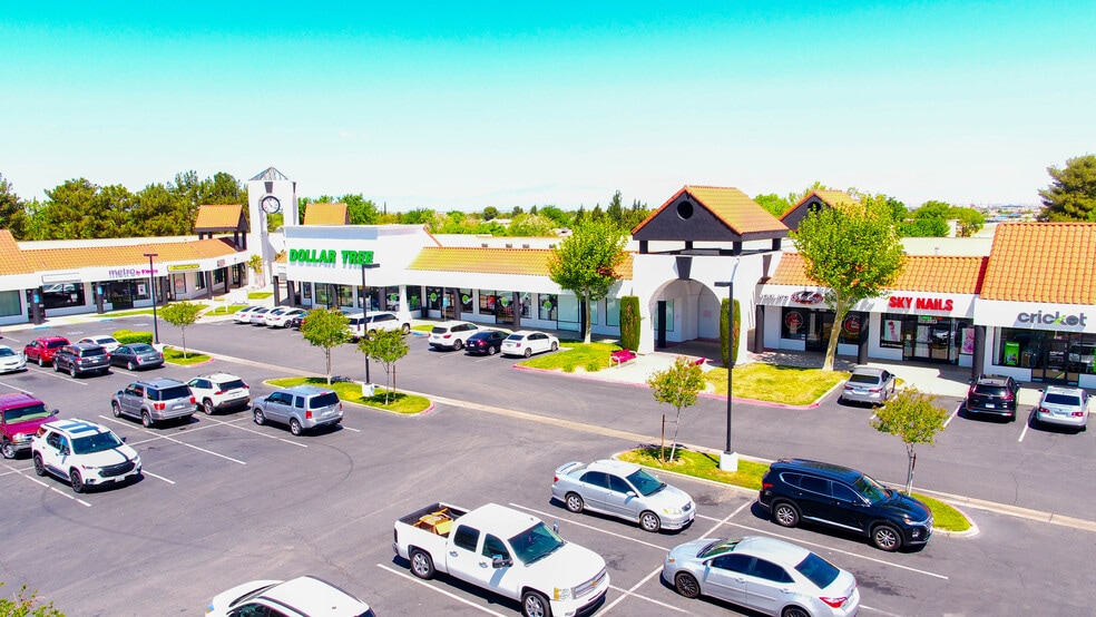 More Photos Of 2059-2073 W Avenue K, Lancaster Unknown For Lease