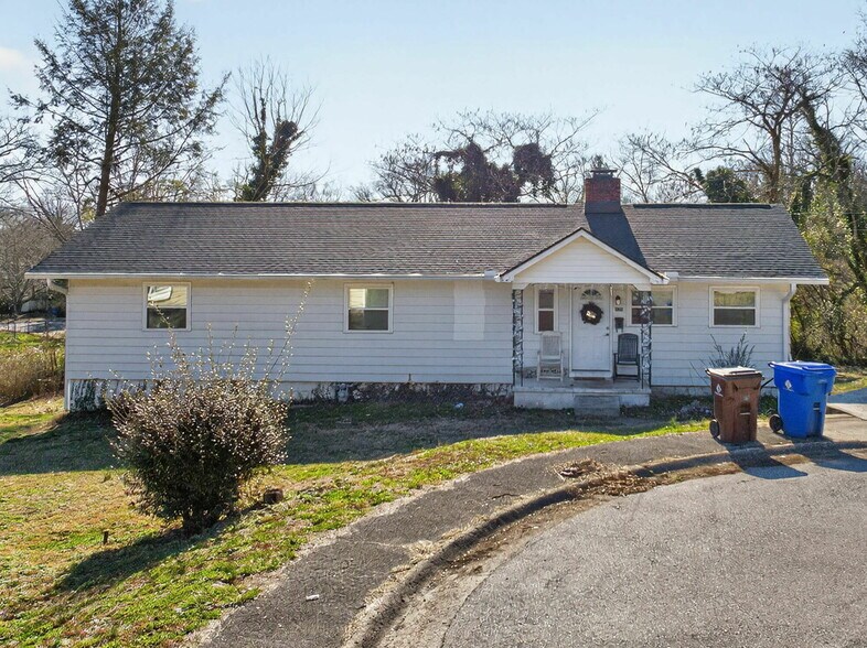 More Photos Of , Oak Ridge Unknown For Sale